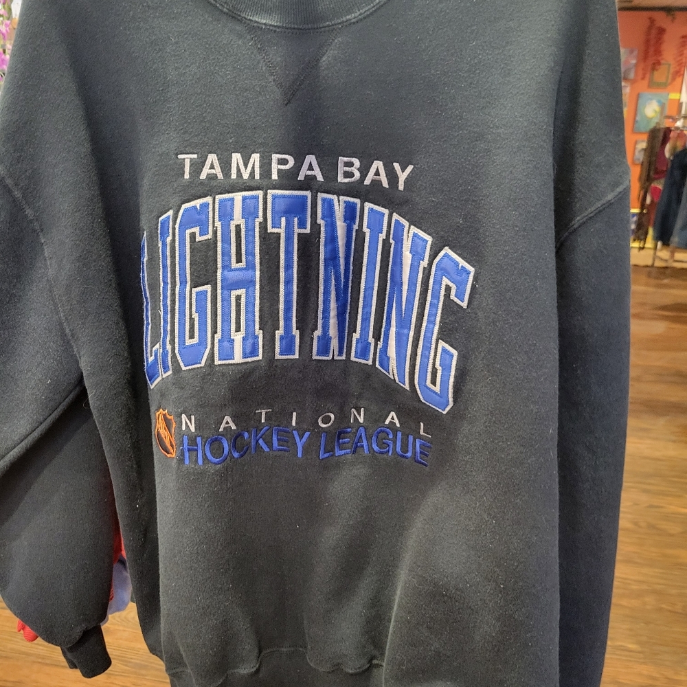 Russell × Tampe Bay Lightning Crewneck